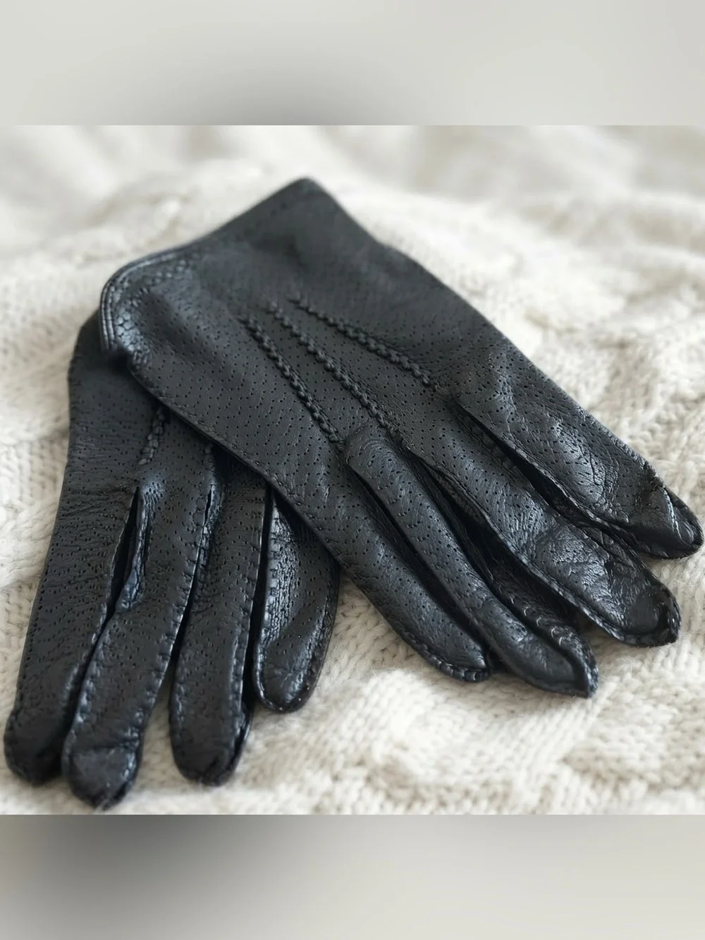 Luxurious Italian Soft Supple Leather Perforated Gloves - Charcoal